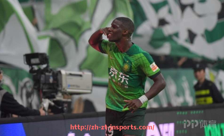 JN江南体育-世俱杯主力门将本赛季扑救率全景分析:谁是门前最后屏障